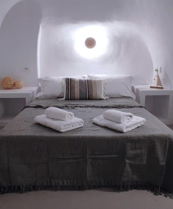 Appartamento Finikas Cave House Foinikiá Esterno foto