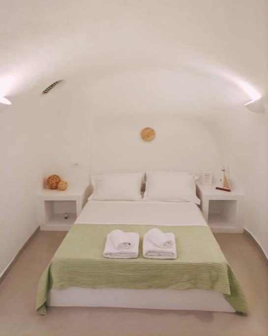 Appartamento Finikas Cave House Foinikiá Esterno foto